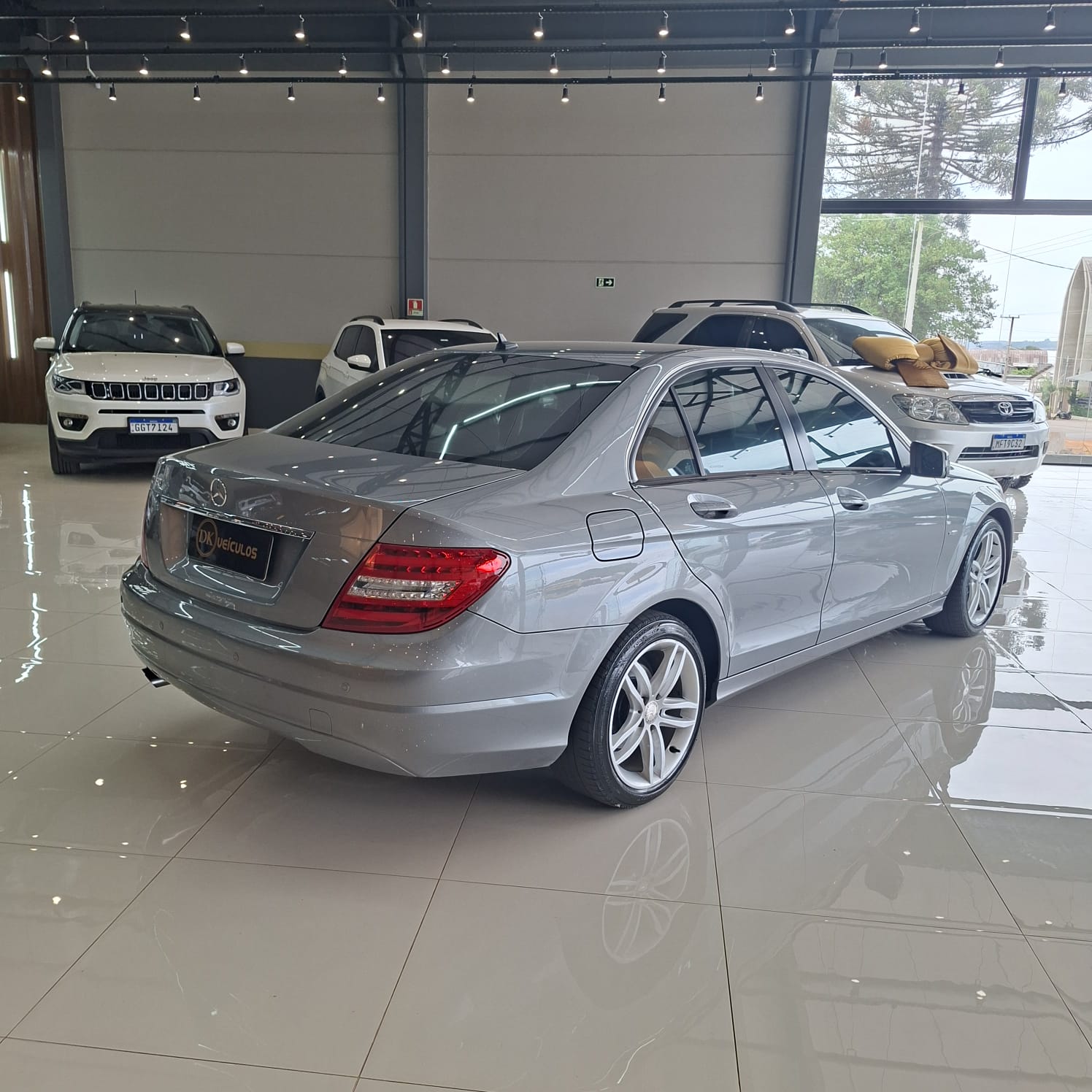 MERCEDES-BENZ C-180 CLASSIC 2012 - Imagem 6