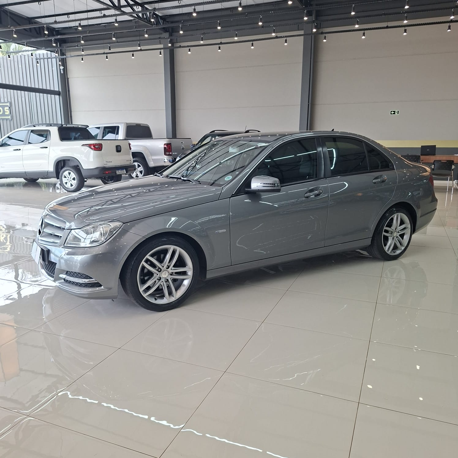 MERCEDES-BENZ C-180 CLASSIC 2012 - Imagem 7