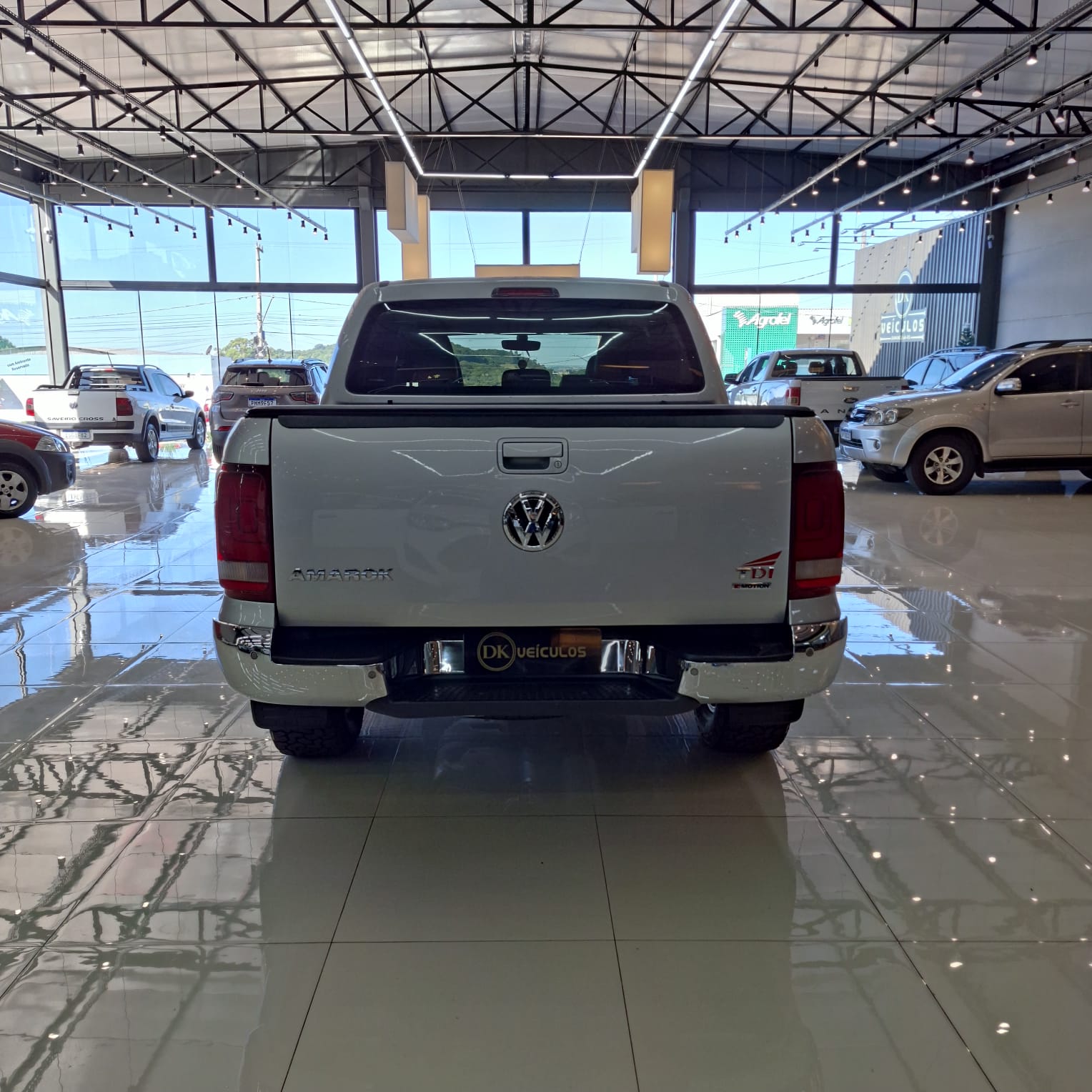 AMAROK HIGHLINE 4X4 DIESEL 2018 - Imagem 4
