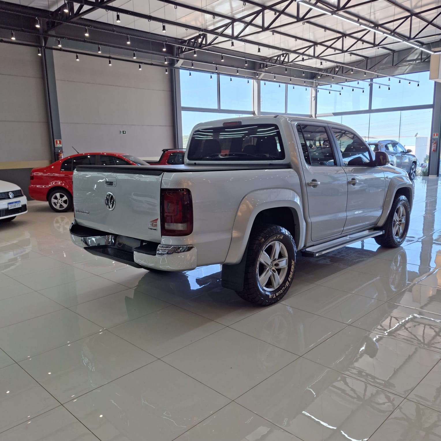 AMAROK HIGHLINE 4X4 DIESEL 2018 - Imagem 5