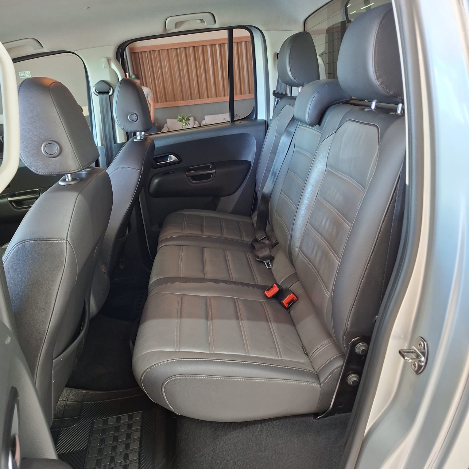 AMAROK HIGHLINE 4X4 DIESEL 2018 - Imagem 8