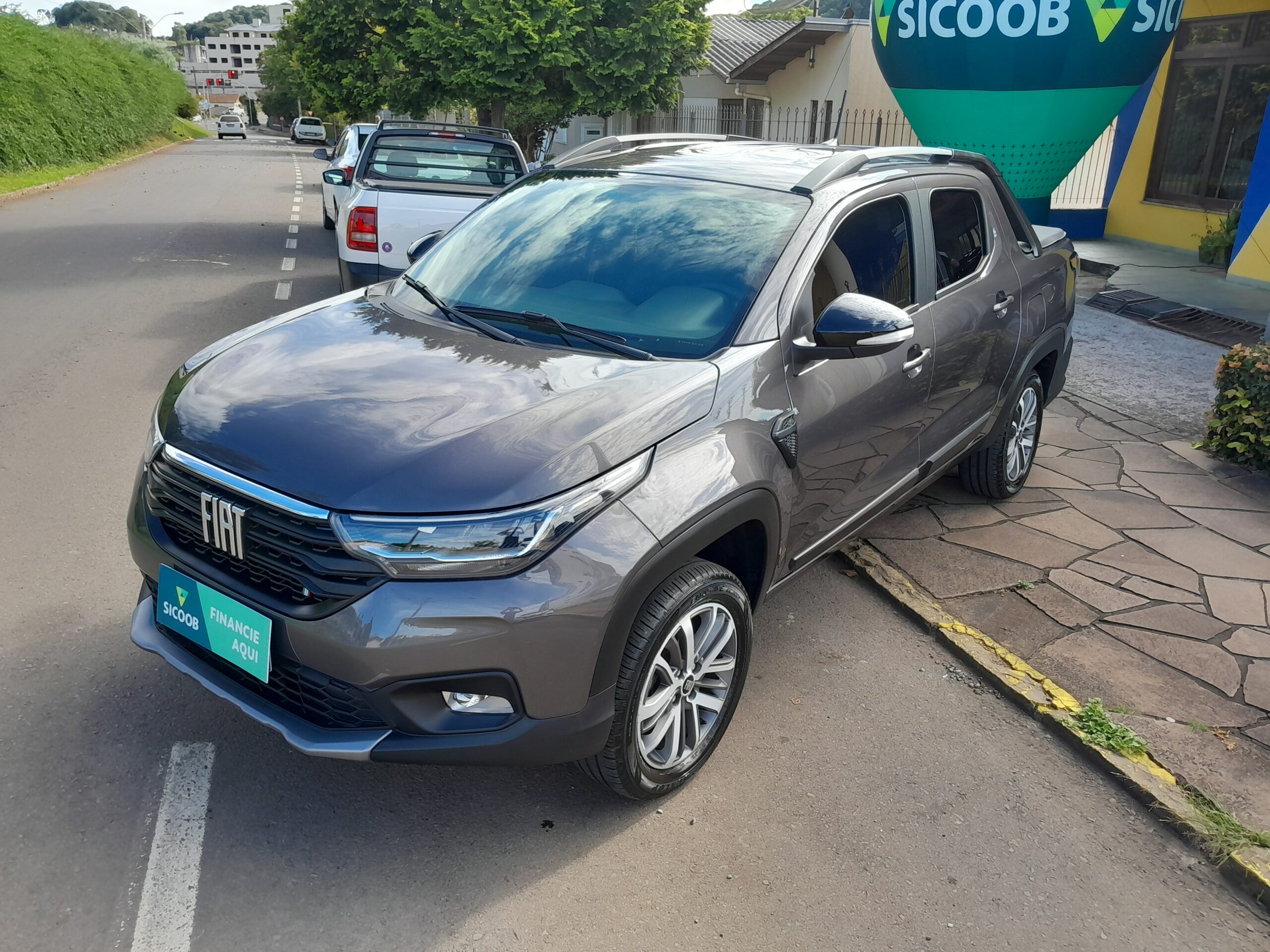 Strada 1.3 CD Volcano - Imagem 2