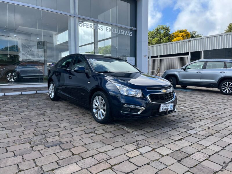 Cruze Sedan LT