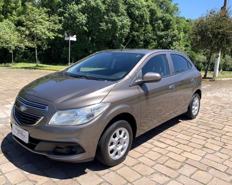 Onix 1.0 LT