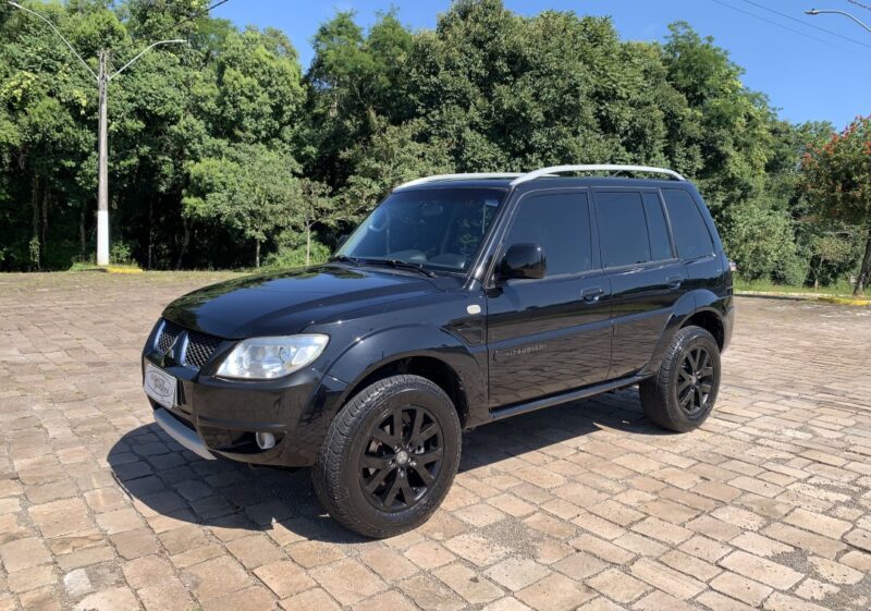 PAJERO TR4 2.0 4X4 16V 140CV FLEX 4P AUTOMÁTICO