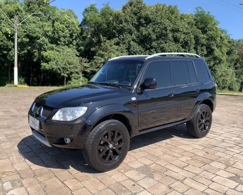 PAJERO TR4 2.0 4X4 16V 140CV FLEX 4P AUTOMÁTICO