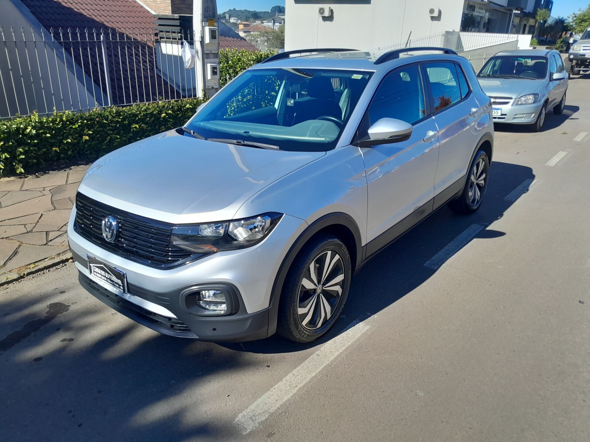 Tcross 200 Tsi