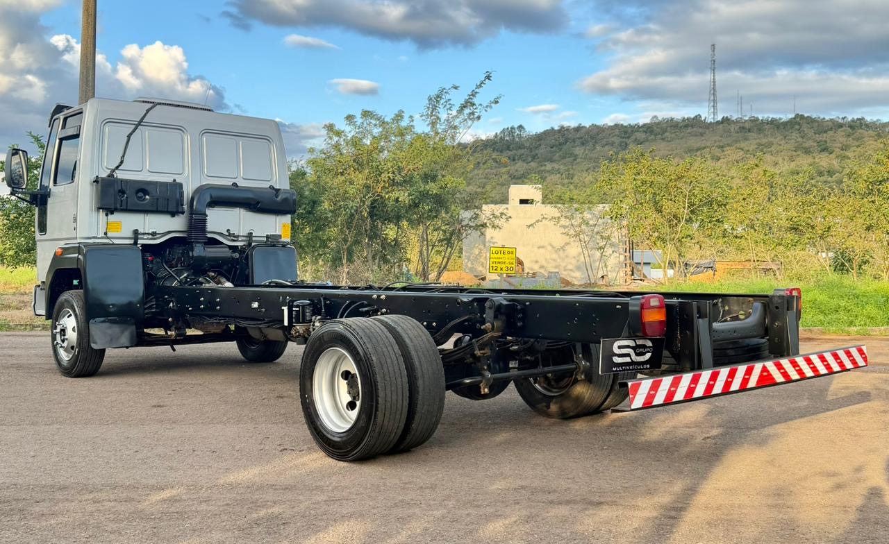 CARGO 1119 TURBO - Imagem 5