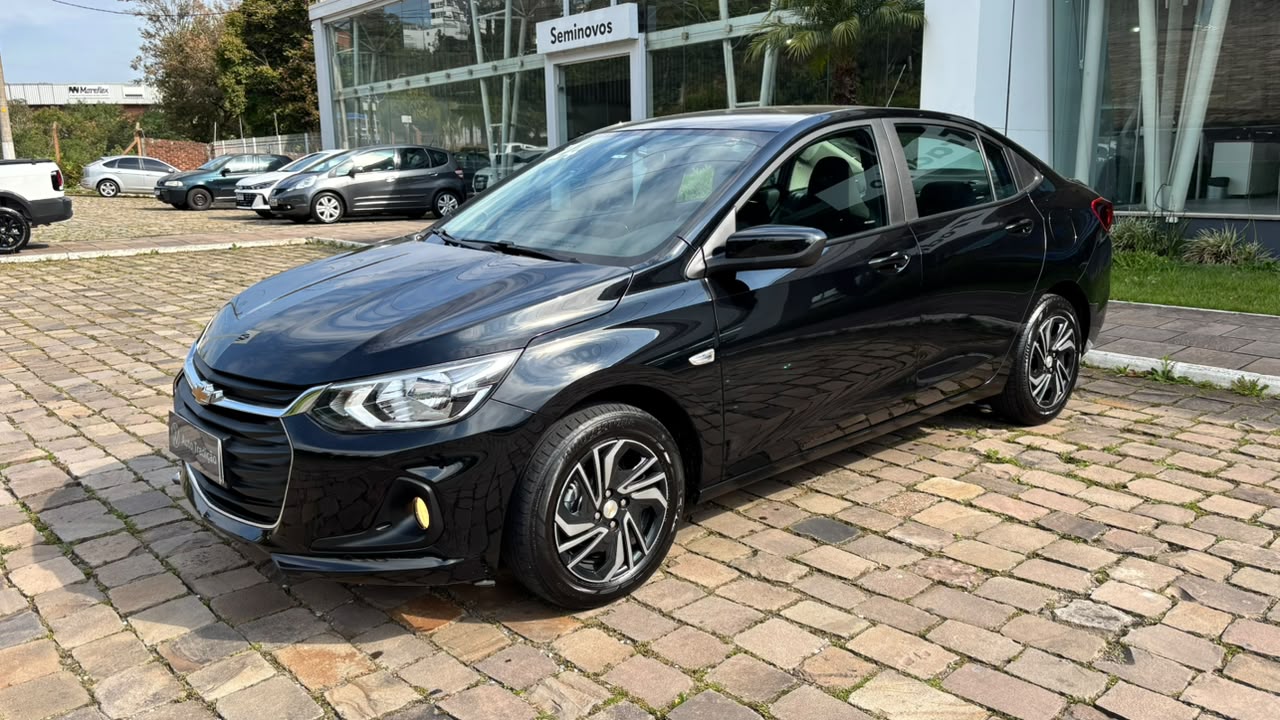 Onix 1.0T LT Plus MT - Imagem 3